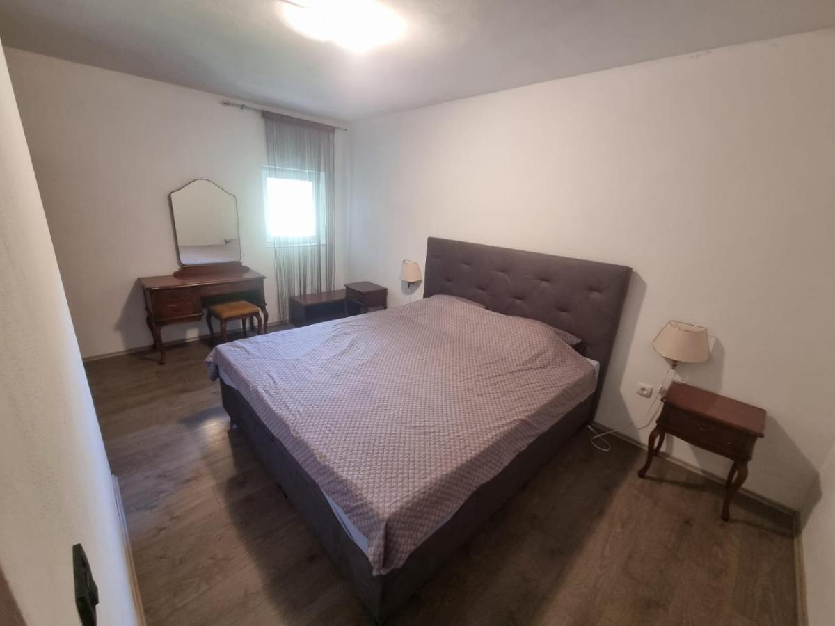 Lucija Apartman Maslenica